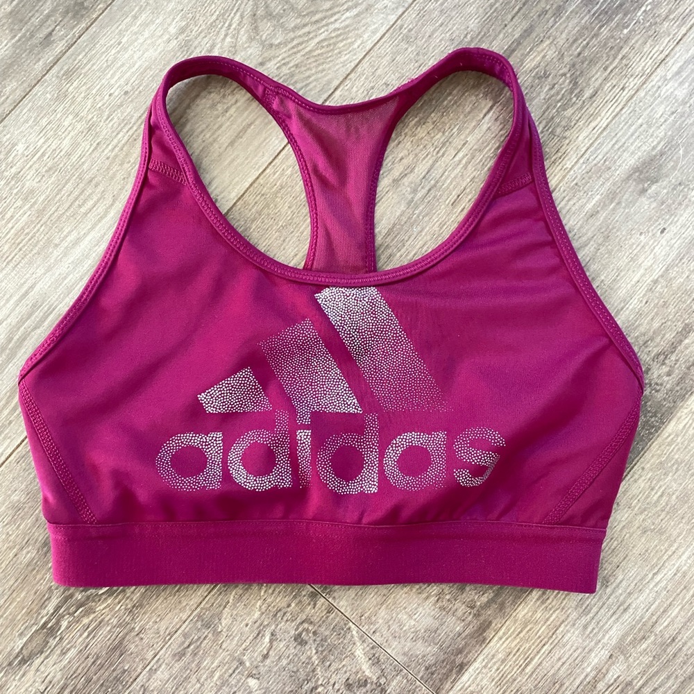 Medium Adidas ladies sports bra, excellent condition